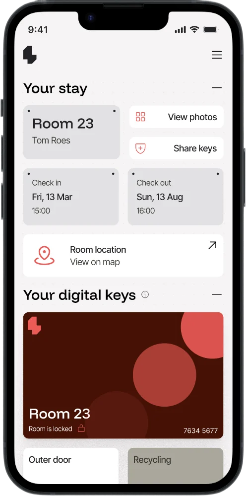 The dashboard, with your stay, the room location and your digital keys